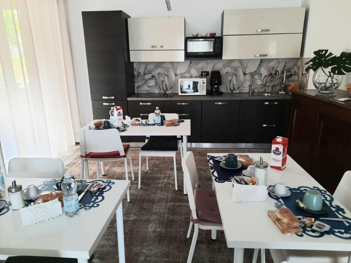 Caprice B&B Pozzuoli Eksteriør bilde